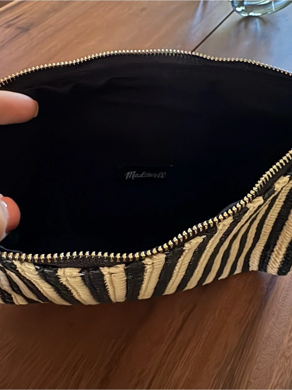 Madewell Black and Cream Striped Woven Clutch - Picture 3 of 3